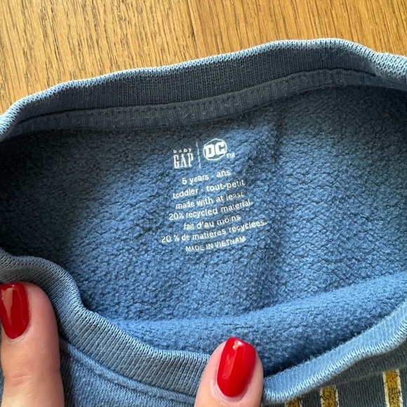 GUC GAP Toddler‎ Boy Crewneck Sweatshirt - Captain America - Size 5T - Picture 5 of 5